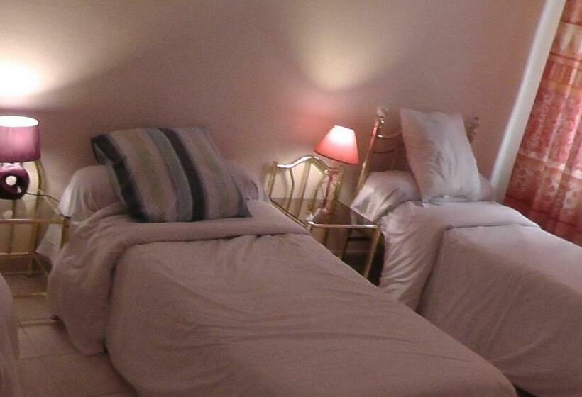 اتاق استاندارد, Hôtel De La Renaissance