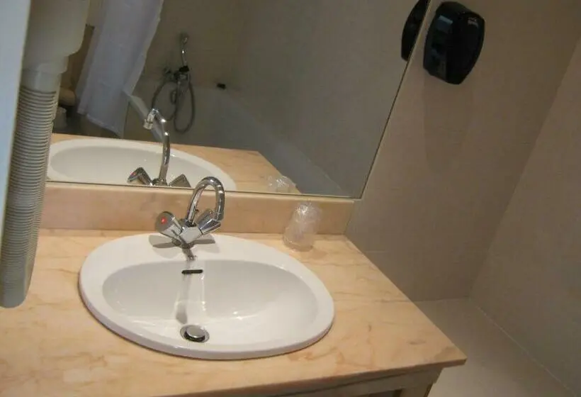 Standard-huone, Hôtel Le Lacuzon