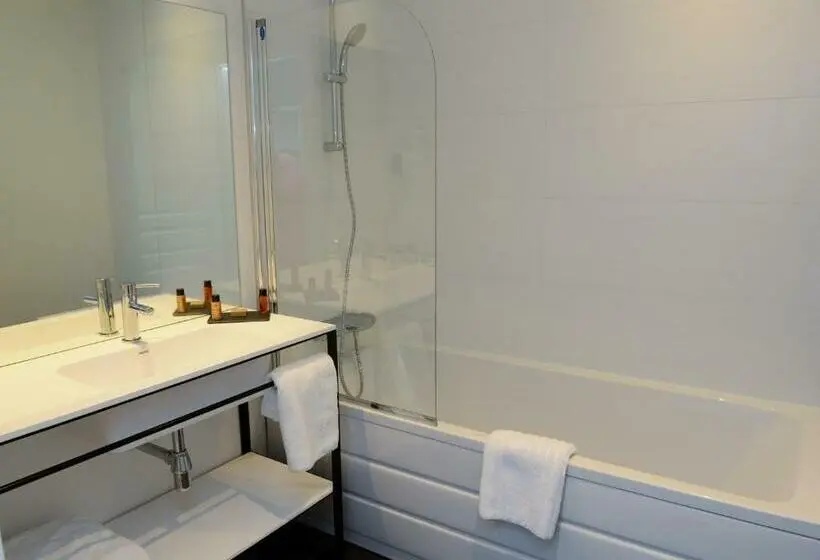 Deluxe Kolmen Hengen Huone, Hôtel & Spa Harretchea, Côte Basque