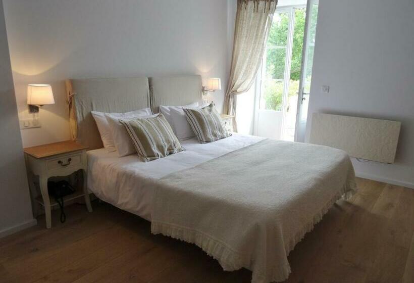 غرفة ديلوكس ثلاثية, Hôtel & Spa Harretchea, Côte Basque