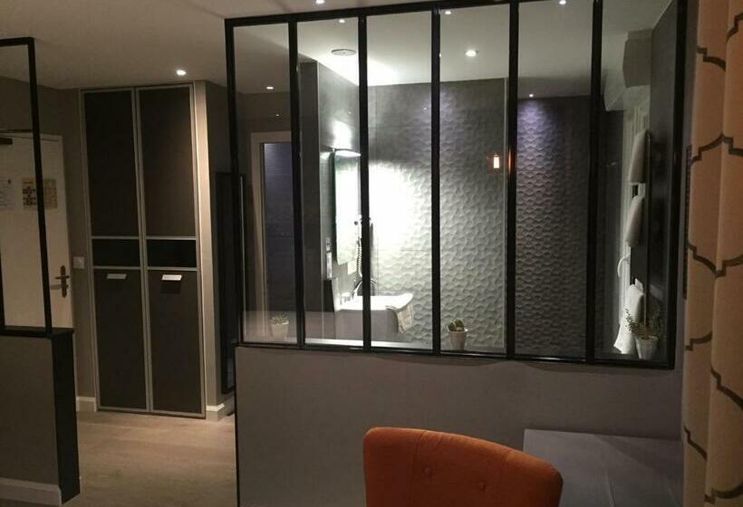 غرفة قياسية, Le Privilège