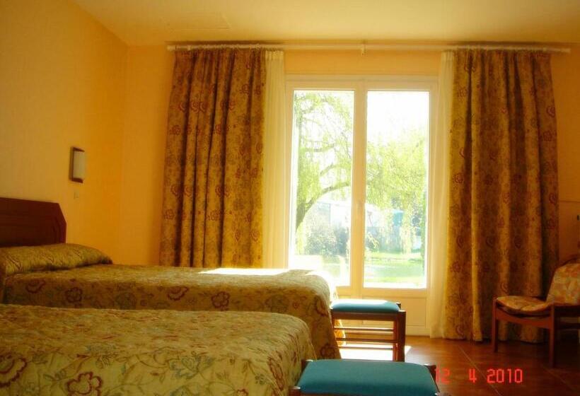 غرفة عائلية, Motel Des Bruyères