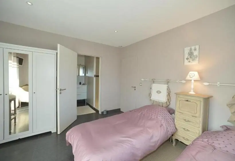 Standard-huone Terassi, Villa Louancelie B&b