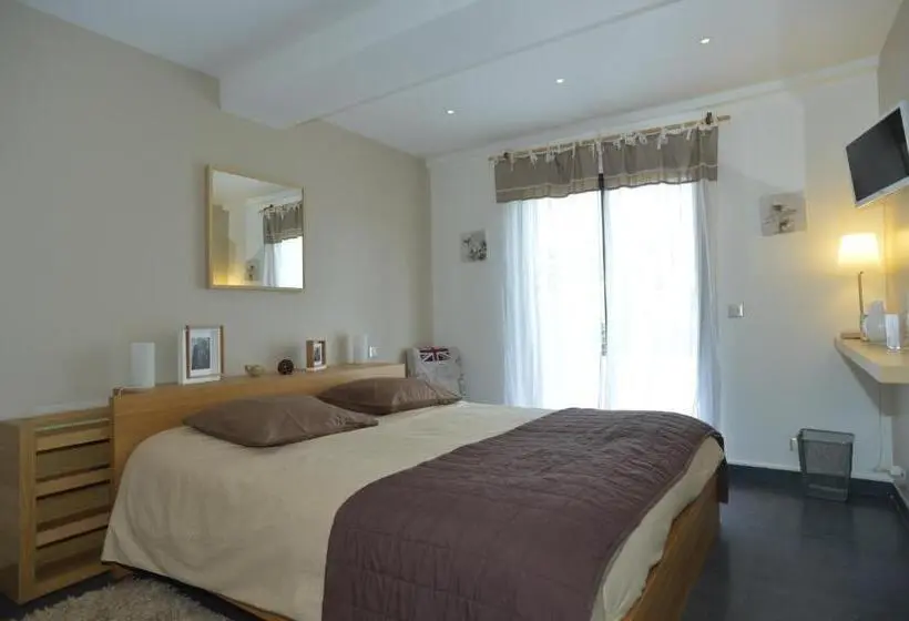 Perhesviitti, Villa Louancelie B&b