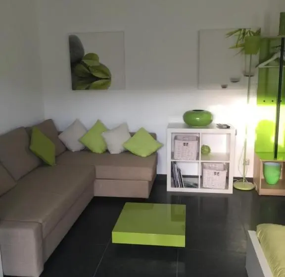 Superior-huone, Villa Louancelie B&b