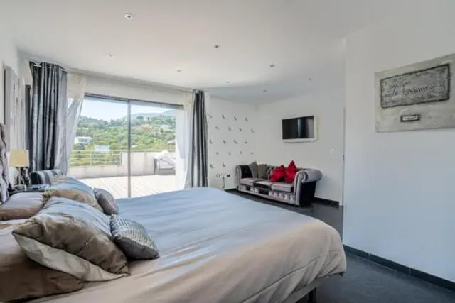 Deluxe Suite Sea View, Villa Louancelie B&b