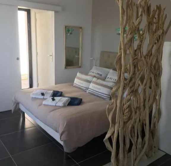 Deluxe-huone Merinäkymä Parveke, Villa Louancelie B&b