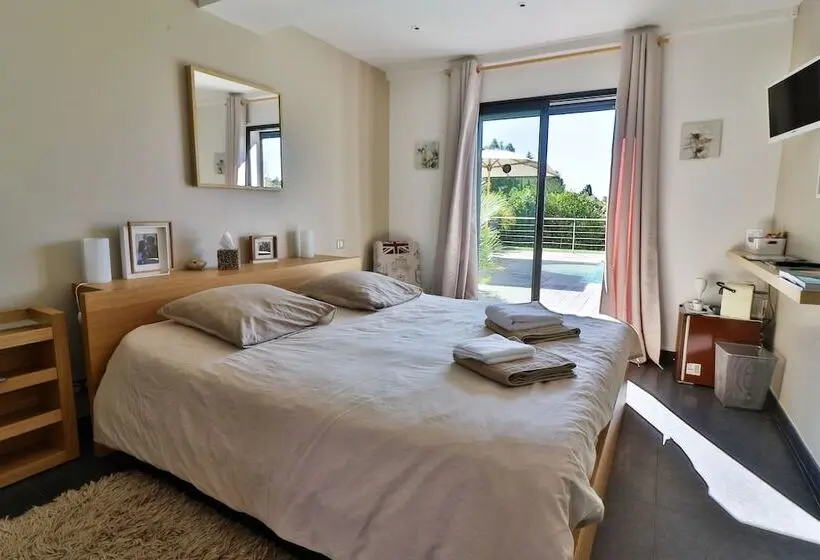Perhesviitti, Villa Louancelie B&b