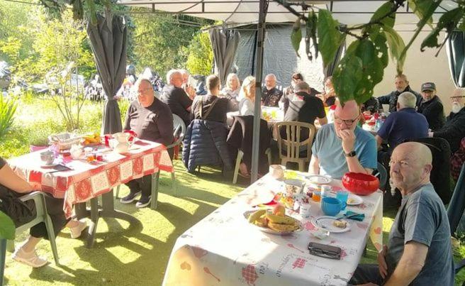 غرفة قياسية, A La Grenouille Du Jura