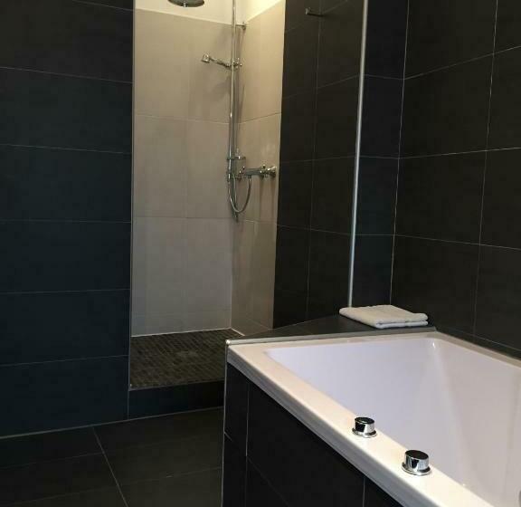 컴포트 룸, Au Lavoir