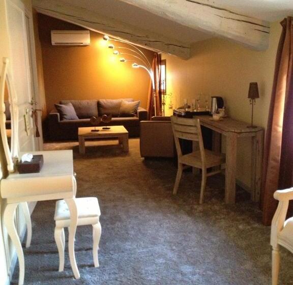 Quarto Comfort, Au Lavoir