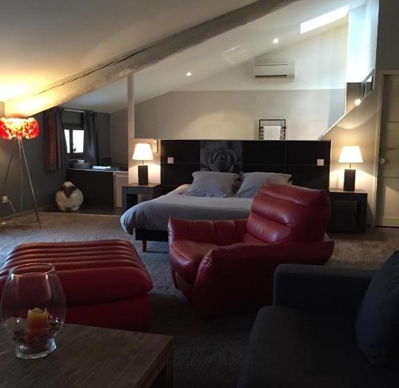 디럭스 룸, Au Lavoir