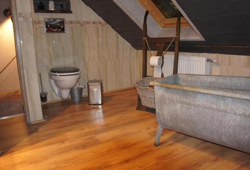 Romantic Room, Aux Logis De La Solre