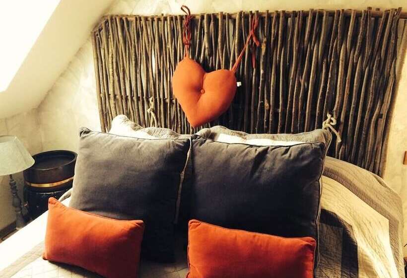 סוויטה משפחתית, Aux Logis De La Solre