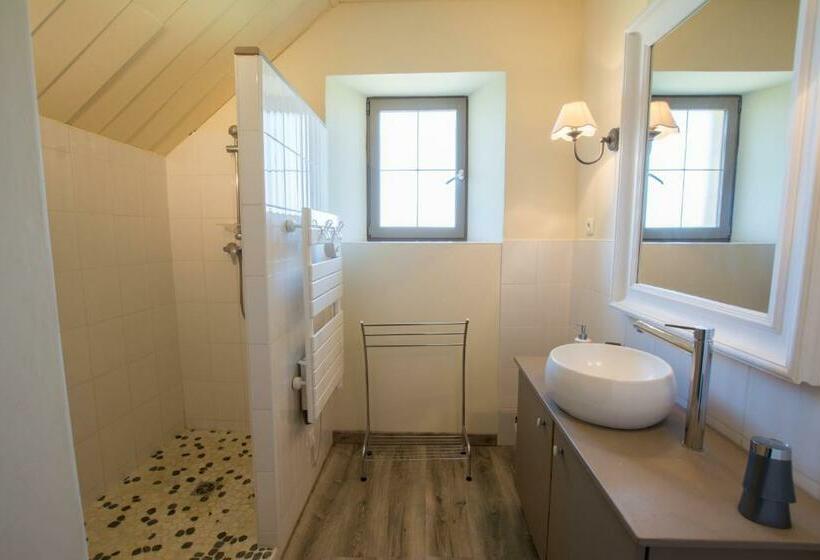 חדר קומפורט, Chambres D'hôtes L'oustralac