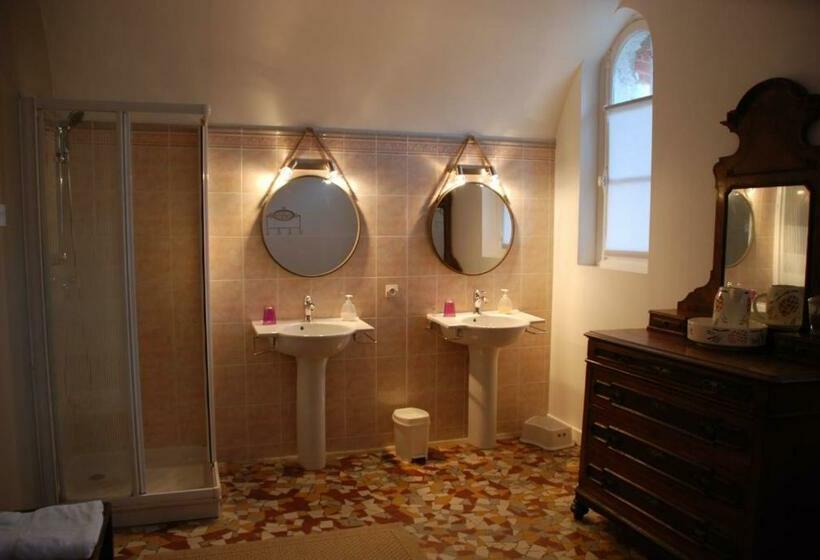 スタンダードルーム, Domaine De L'oie Rouge