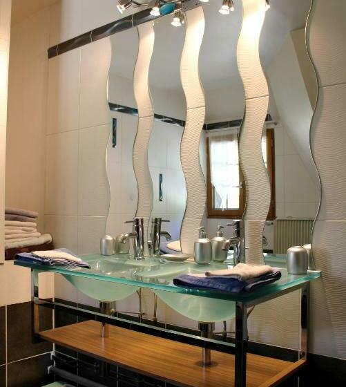 غرفة قياسية, En Bord De Seine