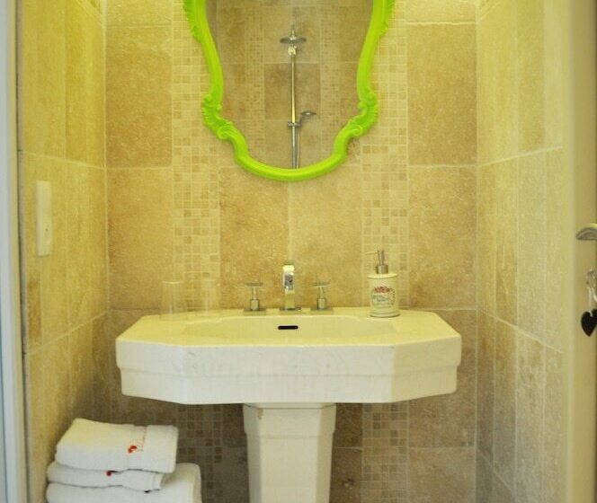 غرفة قياسية, La Closerie De L Aventure