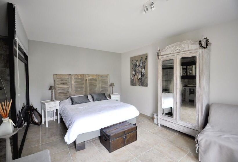 غرفة قياسية, La Closerie De L Aventure