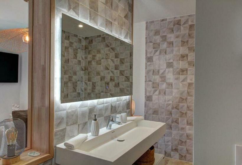 バスタブ付きスタンダードルーム, La Demeure De L'arche