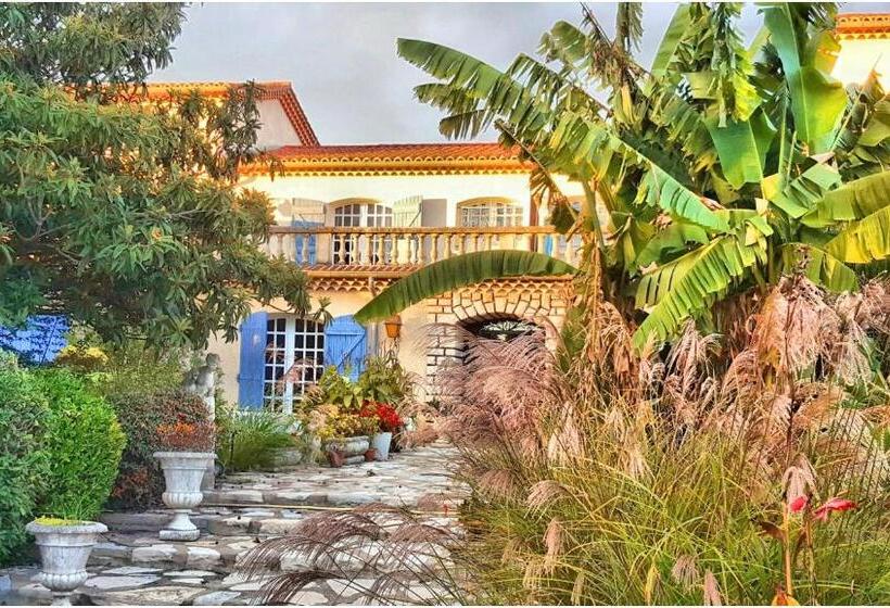 סוויטה עם ג'קוזי, La Demeure De L'arche