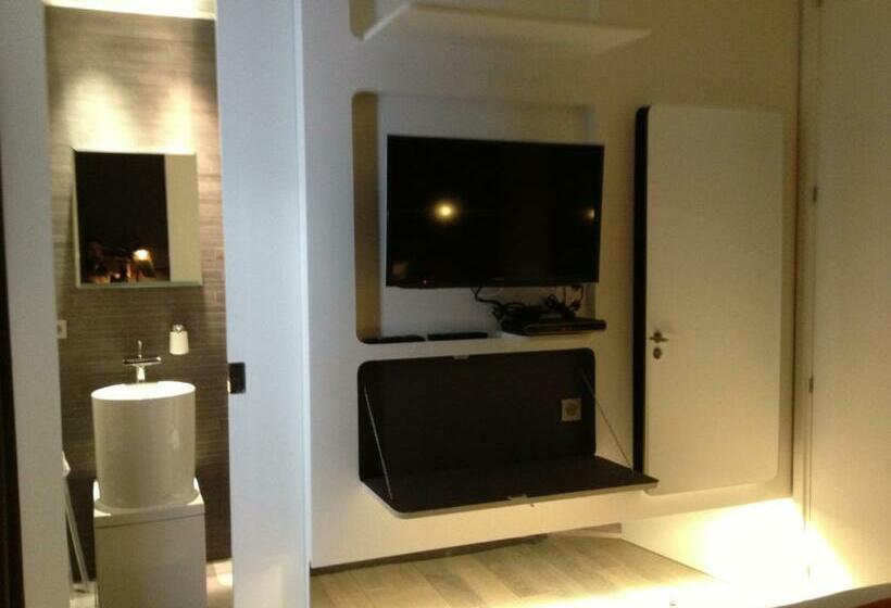 スタンダードルーム, La Maison De Léa