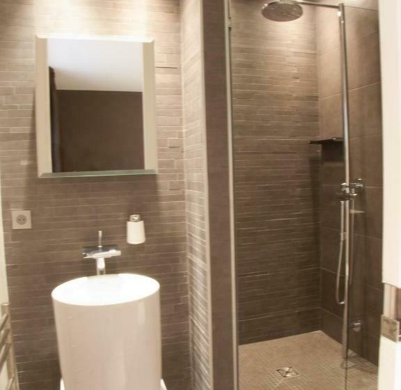 スタンダードルーム, La Maison De Léa