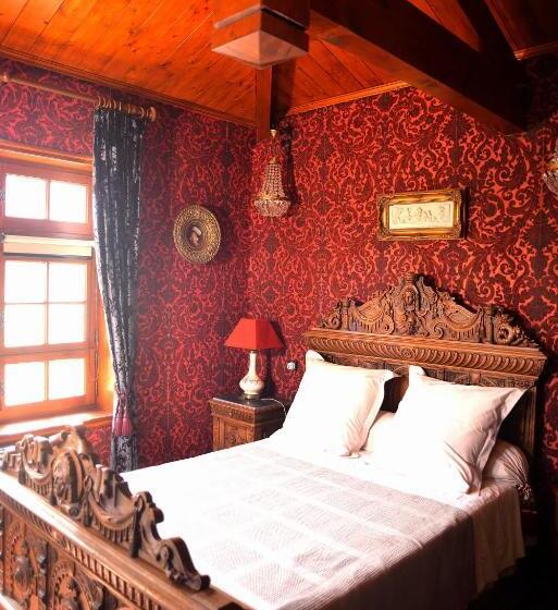 جناح, La Minauderie