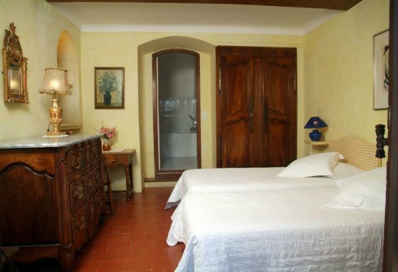 标准间带露台, Les Orangers