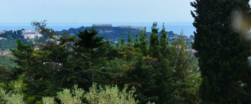 带阳台的高级房间, Les Orangers