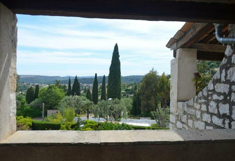 标准工作室, Les Orangers