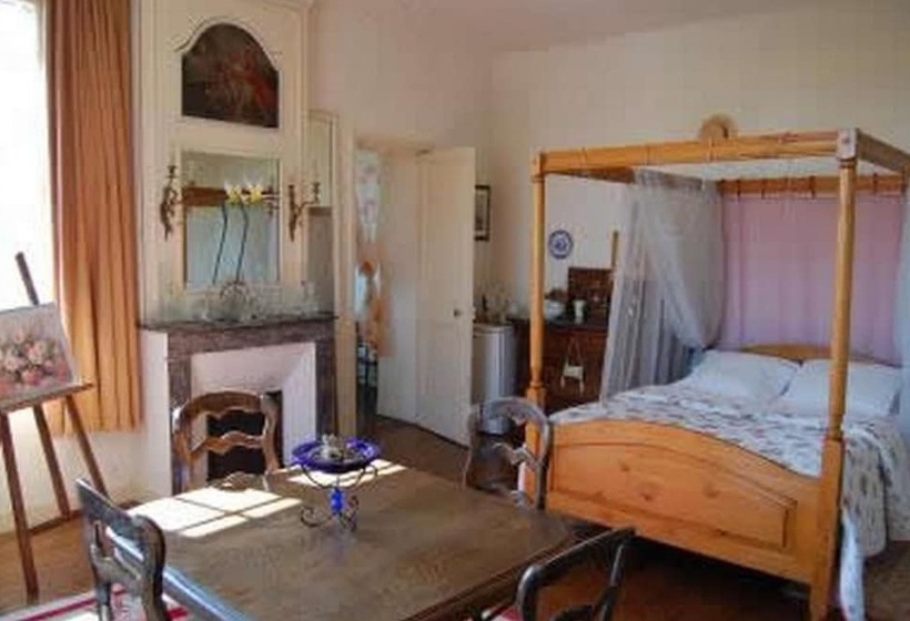 חדר סטנדרט לשלושה, Manoir De La Plane