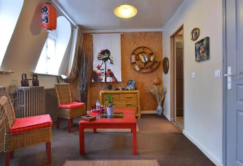 جناح مطلّ علي الحديقة, Suivez Le Lapin Blanc Bb Chambres D Hôtes