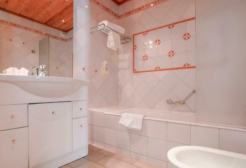 Семейный Номер, Chalet Hôtel Des 2 Gares