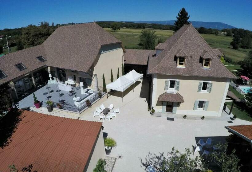 اتاق پرستیژ, Domaine De Suzel