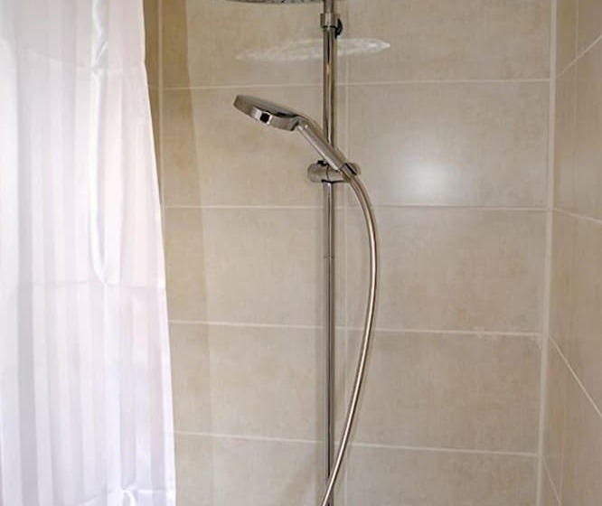 اتاق لوکس, Domaine De Suzel