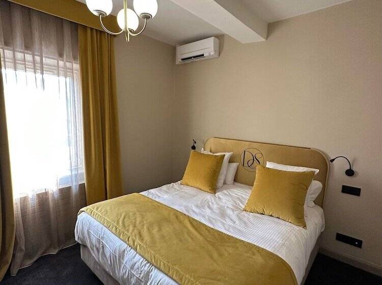 اتاق لوکس, Domaine De Suzel