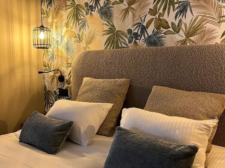 اتاق لوکس, Domaine De Suzel