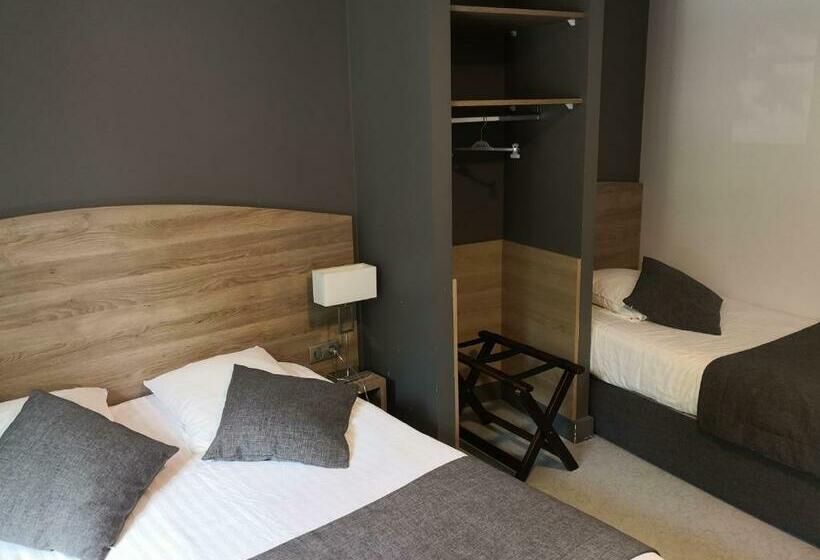 חדר סטנדרט לשלושה, Du Commerce