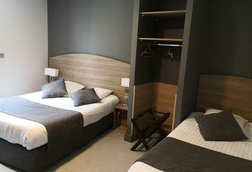 חדר סטנדרט לשלושה, Du Commerce