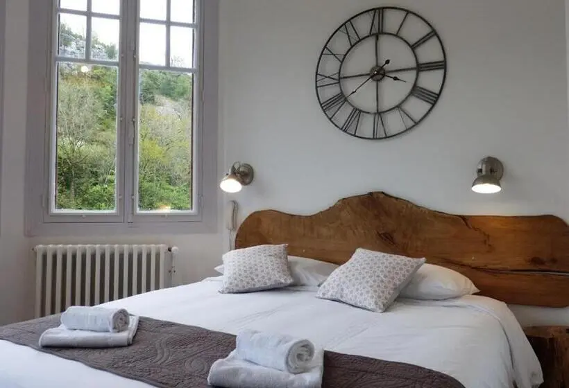 スーペリアトリプルルーム, Hôtel Restaurant Des Grottes Du Pech Merle