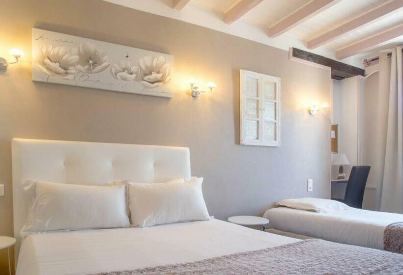 标准三人间, Hôtel Du Roy