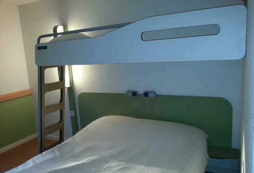 Standard Kolmen Hengen Huone, Hôtel Ibis Budget Nantes Ouest Atlantis Couëron