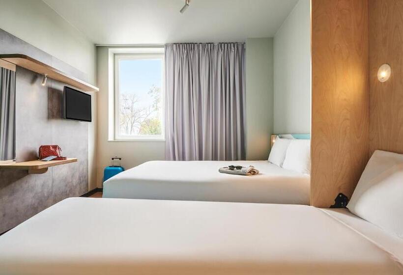 Номер Стандарт Трехместный, Hôtel Ibis Budget Nantes Ouest Atlantis Couëron