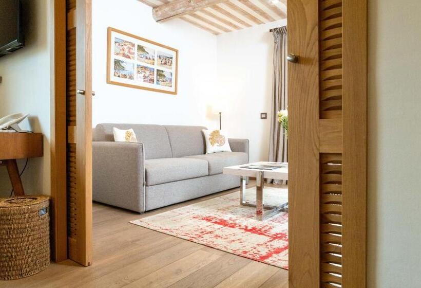 סוויטה, Le Mouillage