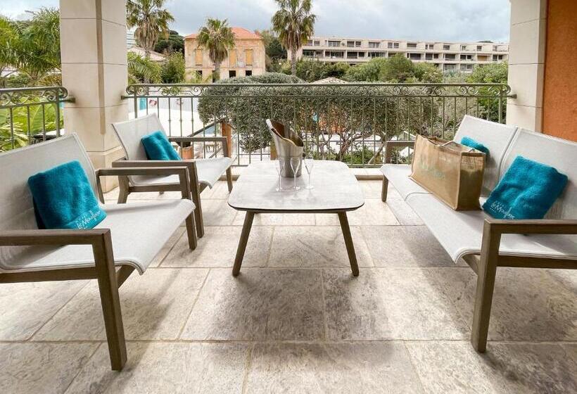 סוויטה, Le Mouillage