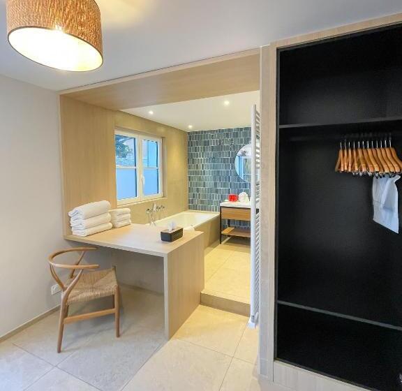 סוויטת ג'וניור משפחתית, Le Mouillage