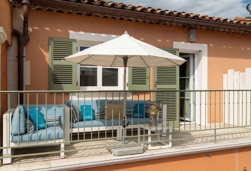 סוויטה, Le Mouillage