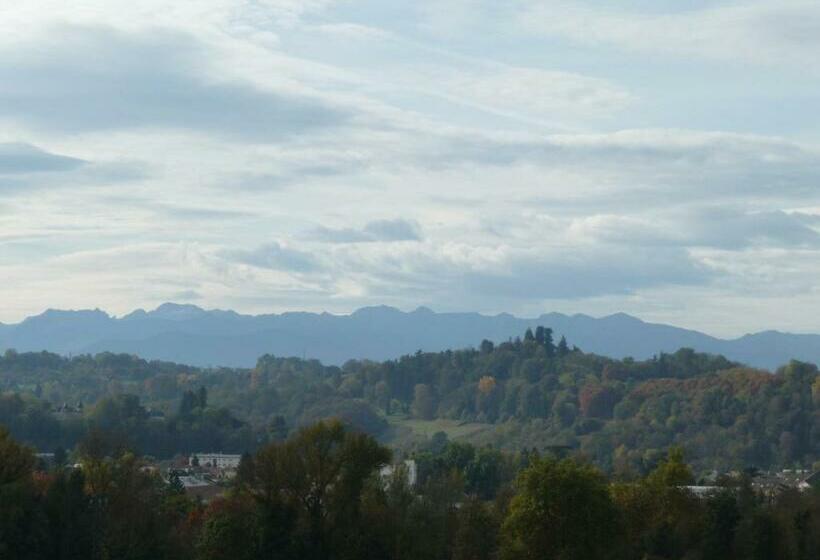 غرفة قياسية, Le Postillon