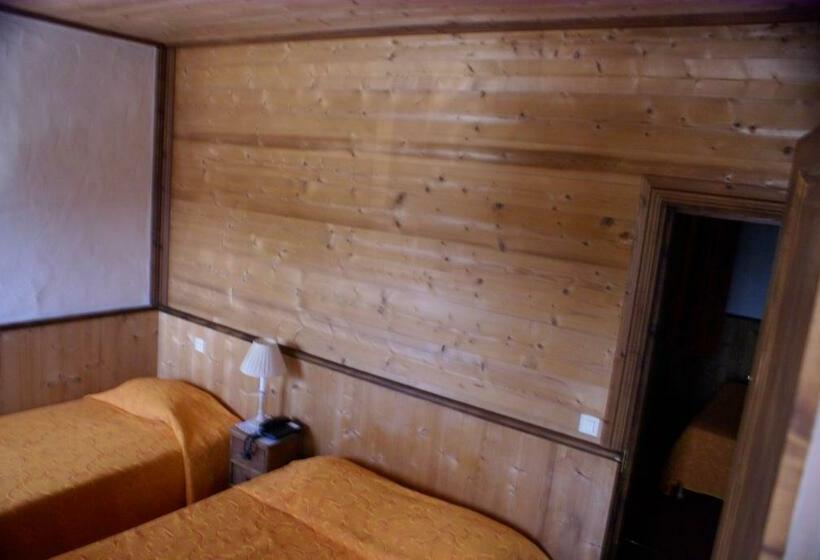 Номер Стандарт Трехместный, Le Relais De L'abbaye